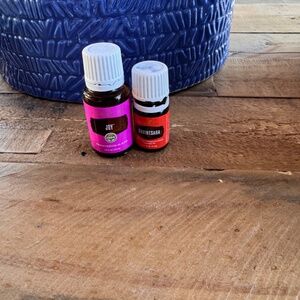 YOUNG LIVING ESSENTIAL OILS BUNDLE OF 2 JOY & RAVINTSARA BRAND NEW JOY 15 ML BRA